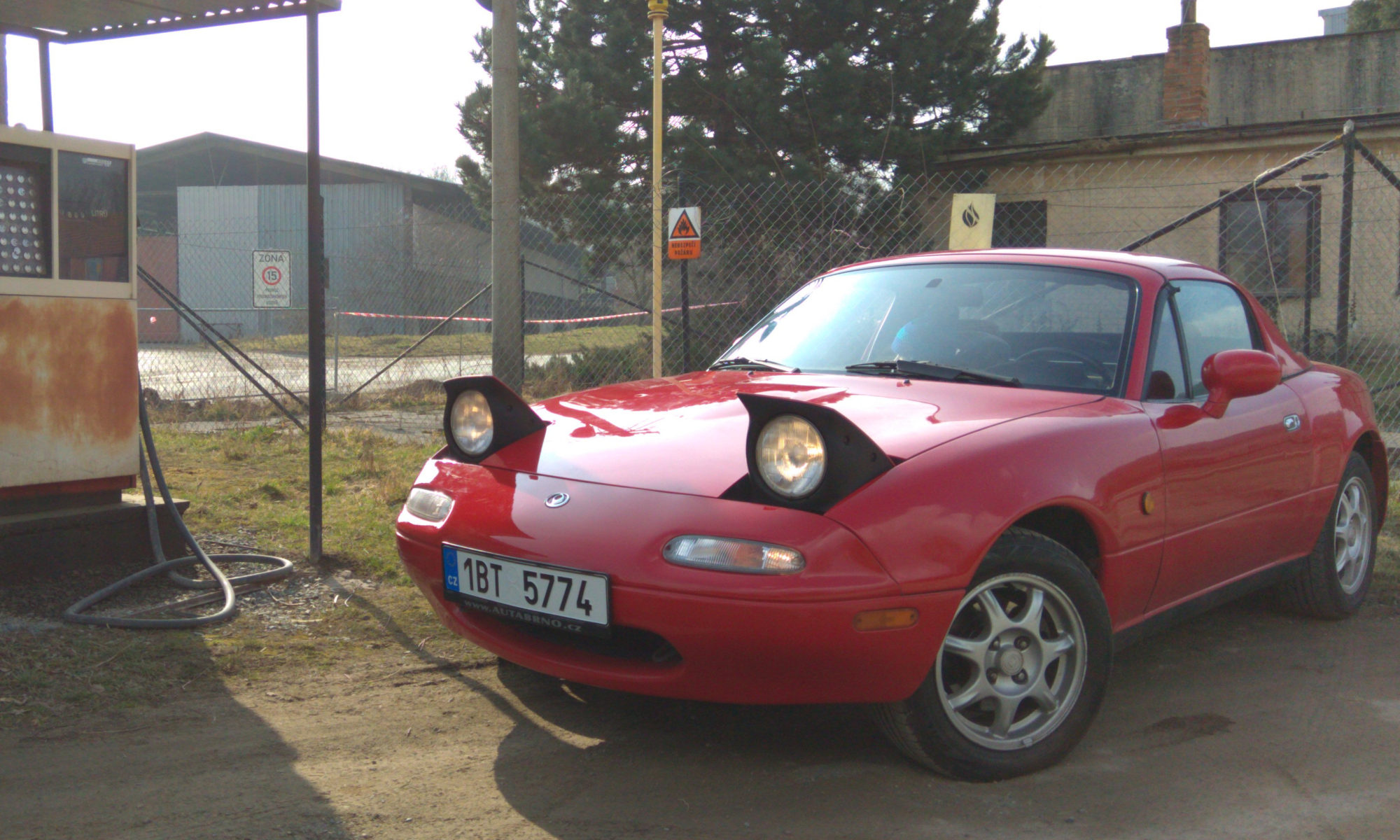 Dejvinova Miata